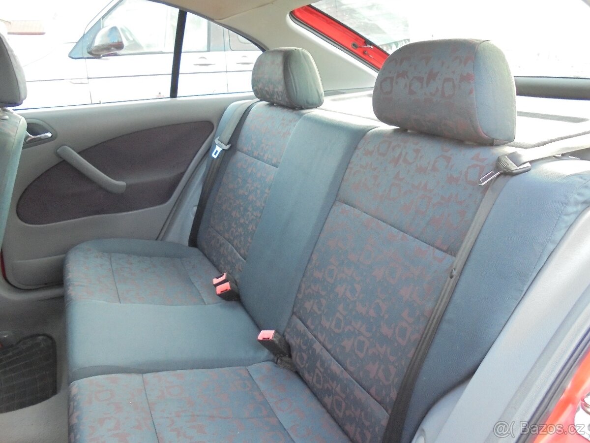 Škoda Octavia 1.6i GLX- ČR- ALU KOLA- TAŽNÝ - 10