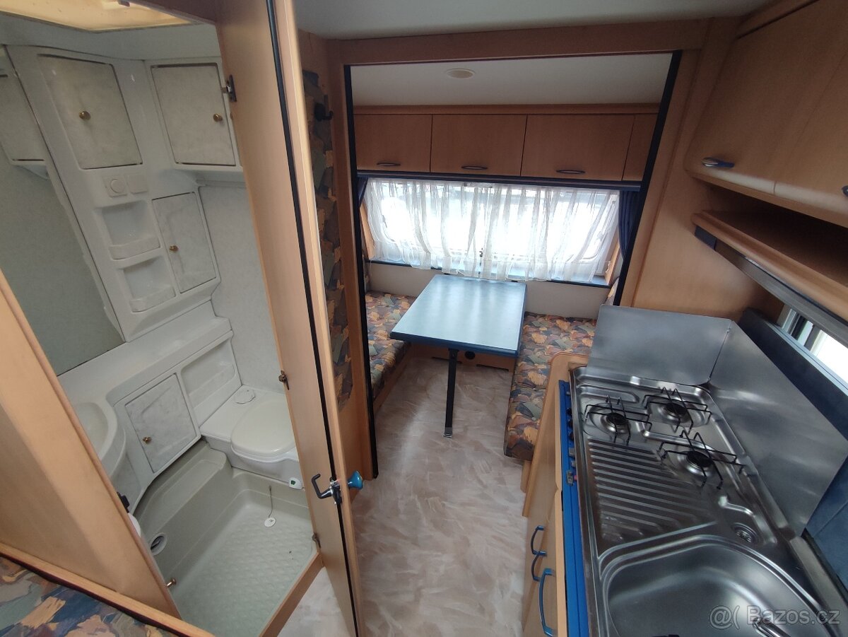 Hobby 440, předstan, WC, 4 osoby, STK, 100km/h - 10