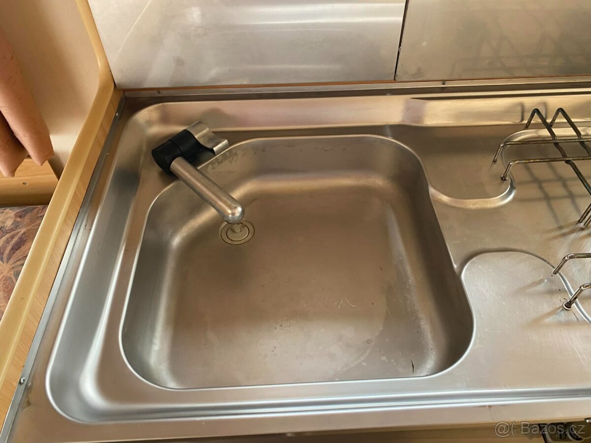 Burstner Amara 460/ AUTOMATICKÝ MOVER/ 100 km/h - 10