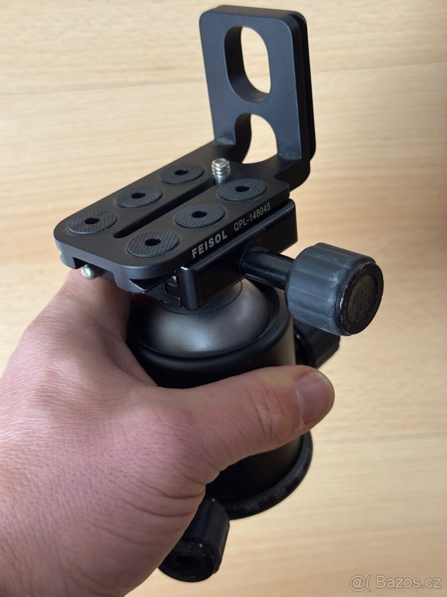 Karbonové stativy a hlavy Feisol - 10