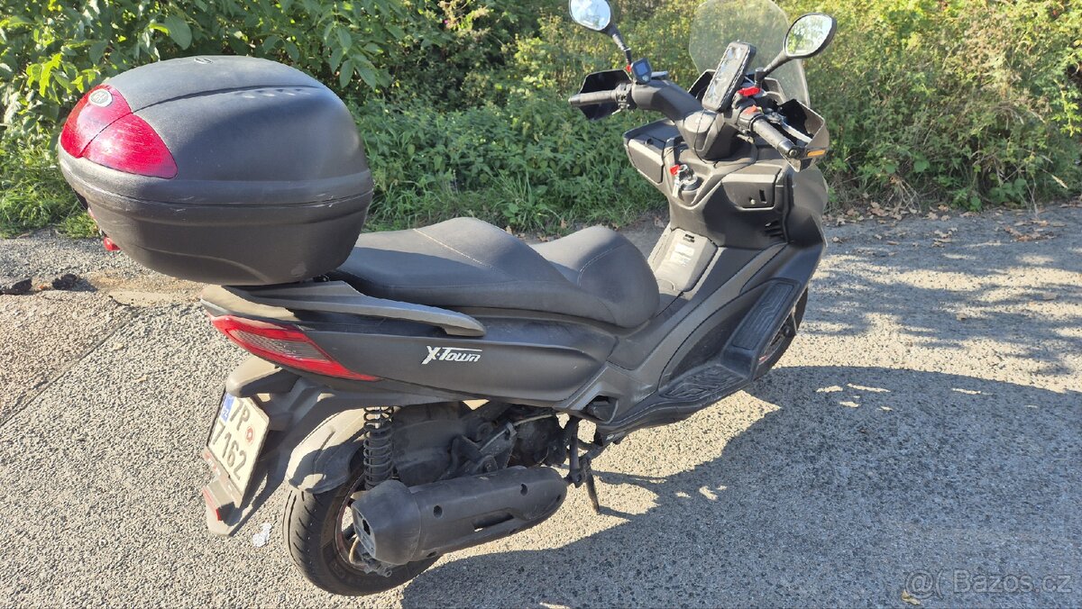 Kymco X-town 125i - 10