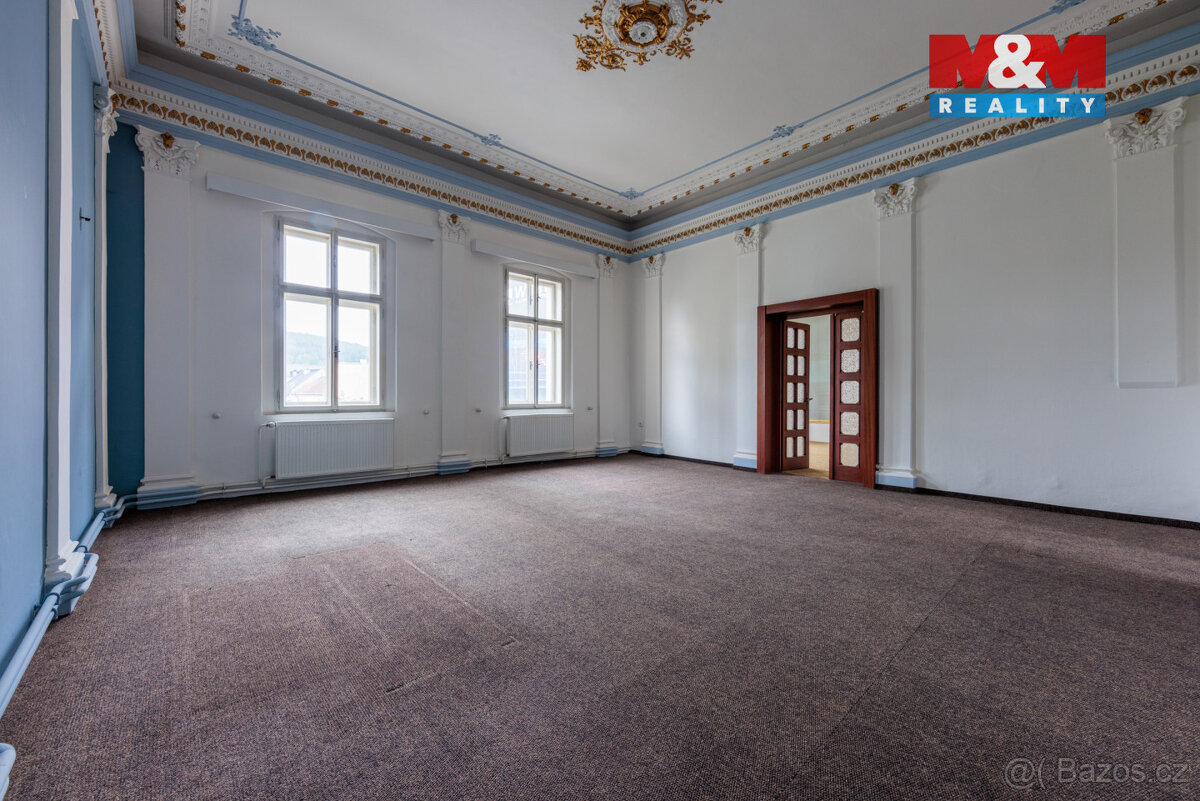 Prodej nájemního domu v Nejdku, ul. náměstí Karla IV. - 10