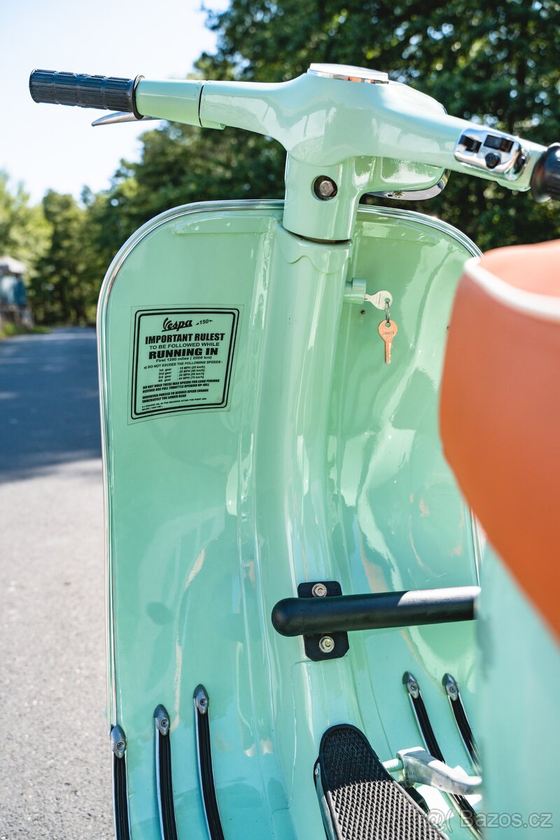 Veterán Piaggio Vespa Scooter VW sidecar (1977) - 10