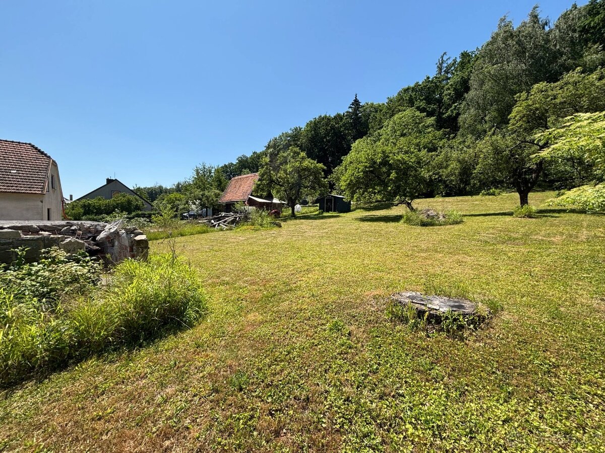 Prodej stavebního pozemku 1381 m² Strání - Květná - 10