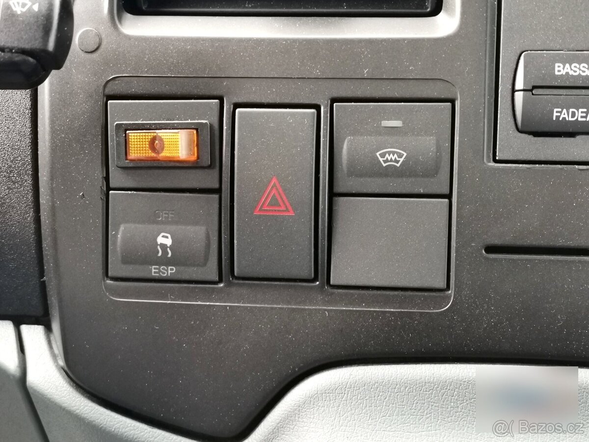 Ford TRANSIT 2.2TDCI VALNÍK 4,1M/ TAŽNÉ 2,8T/ DVOUMONTÁŽ - 10