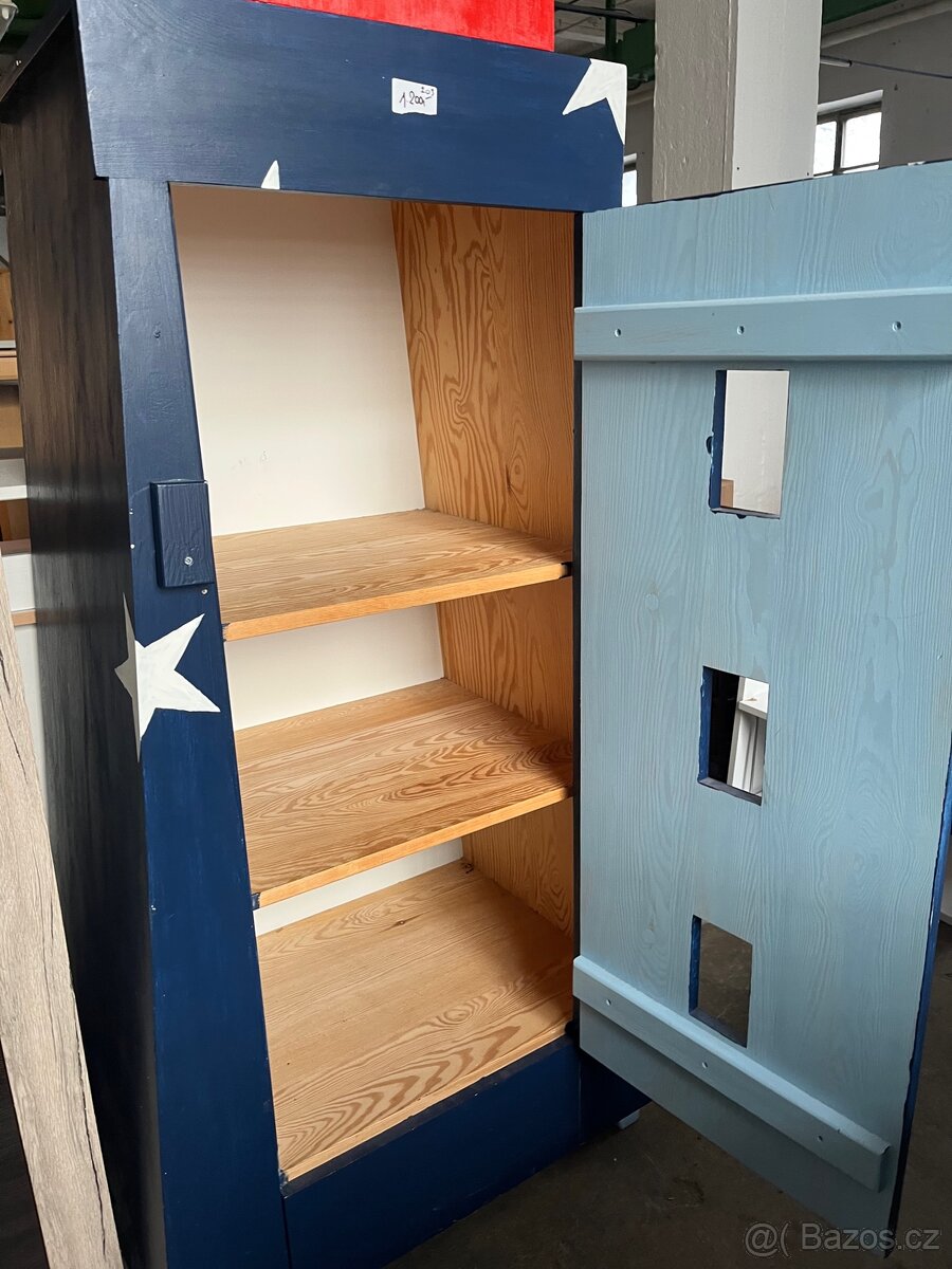 Dětská skříňka - 10