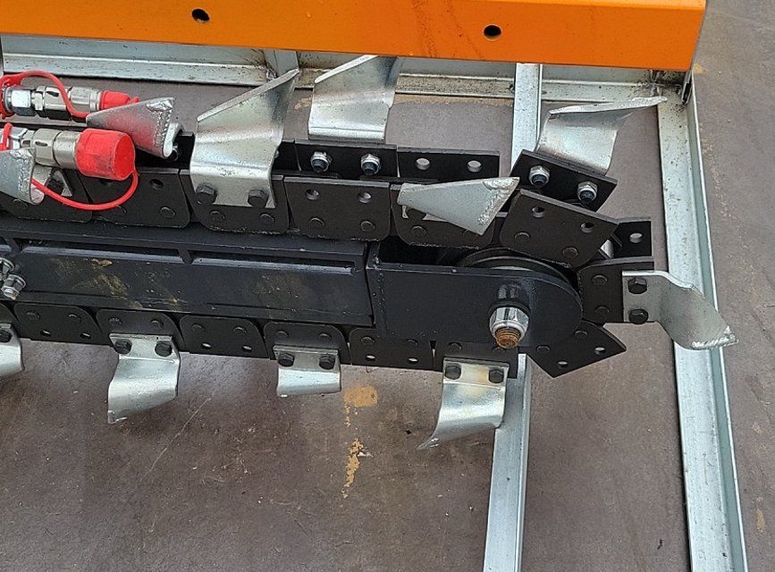 Drážkovací fréza na smykáč - 10