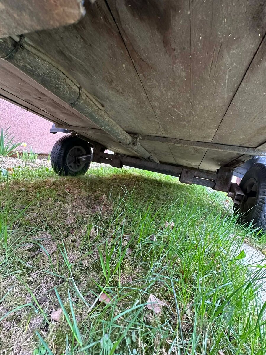 Přívěsný vozík, kára - 10