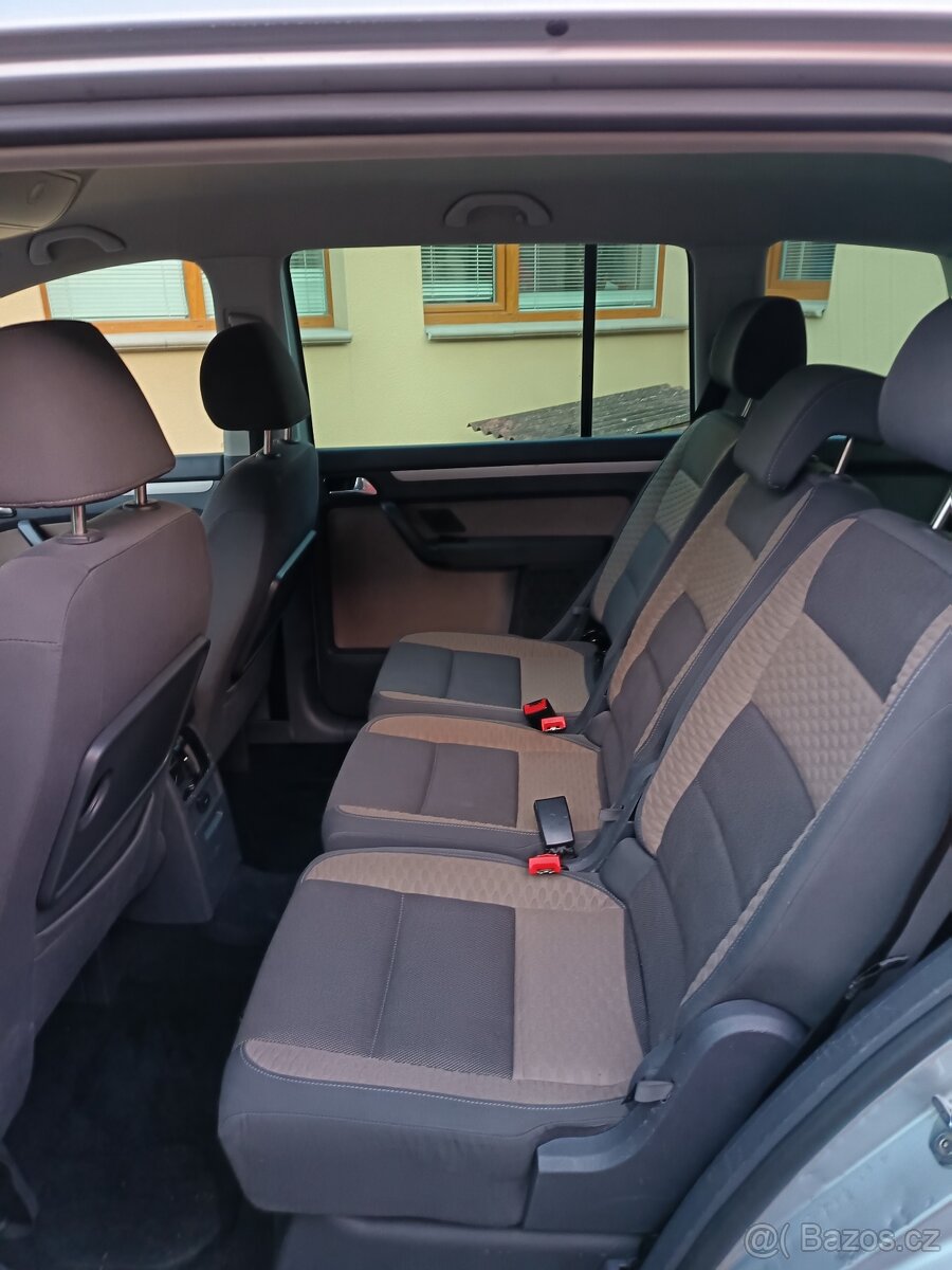 Volkswagen touran cross 2.0 tdi 125kw r.v. 2007 - 10