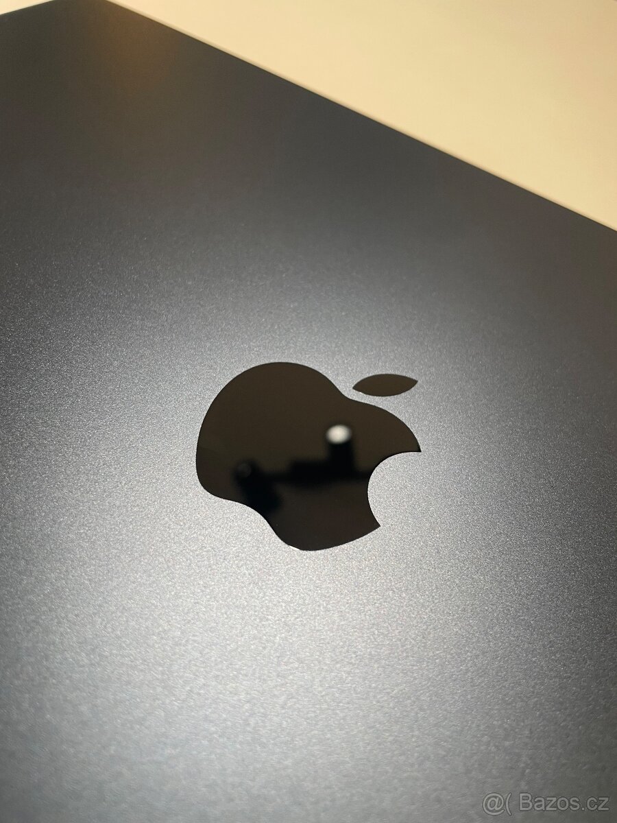 Apple Macbook Air 15,3” (2023)/512GB SSD/16GB/inkoustová/35W - 10