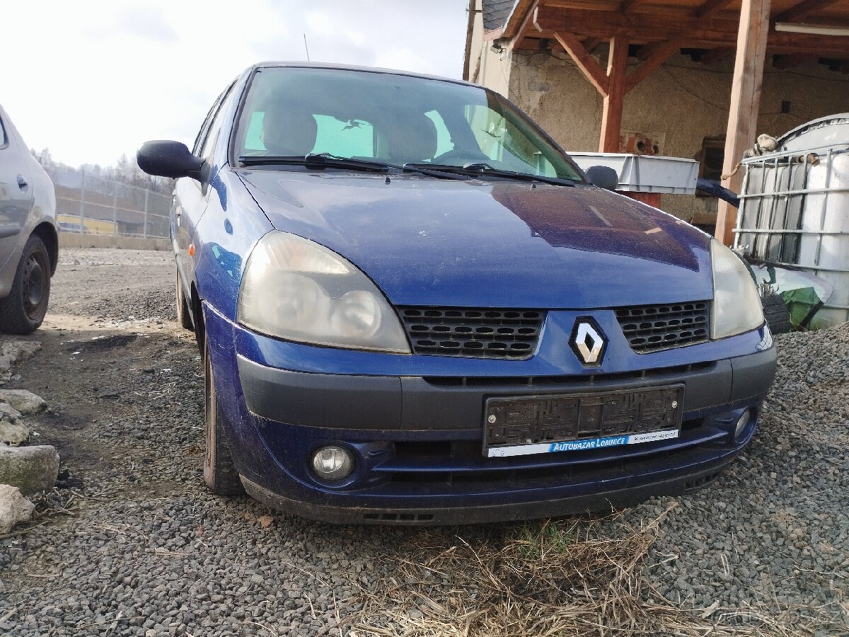 Renault Clio 2 - 10