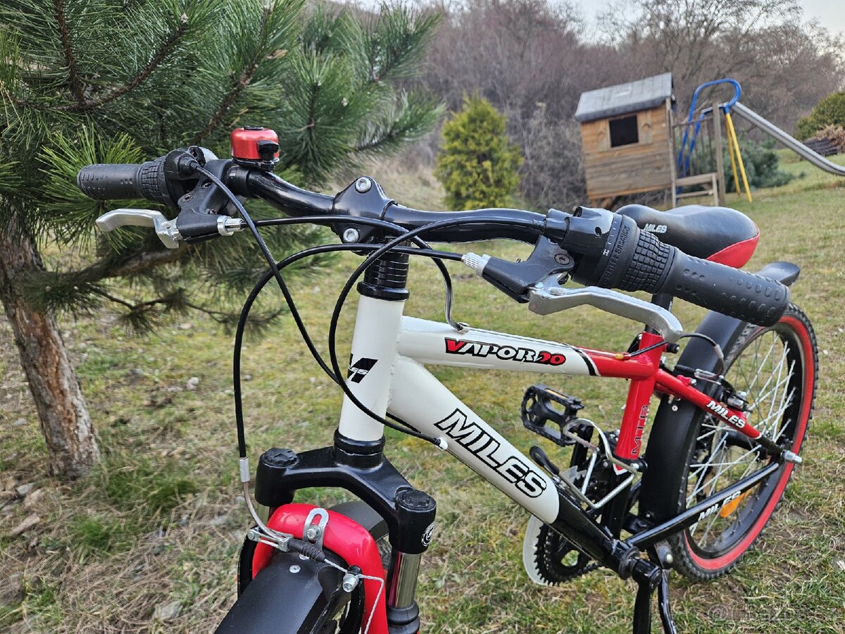 SLEVA Dětské jízdní kolo vel 20 - 10