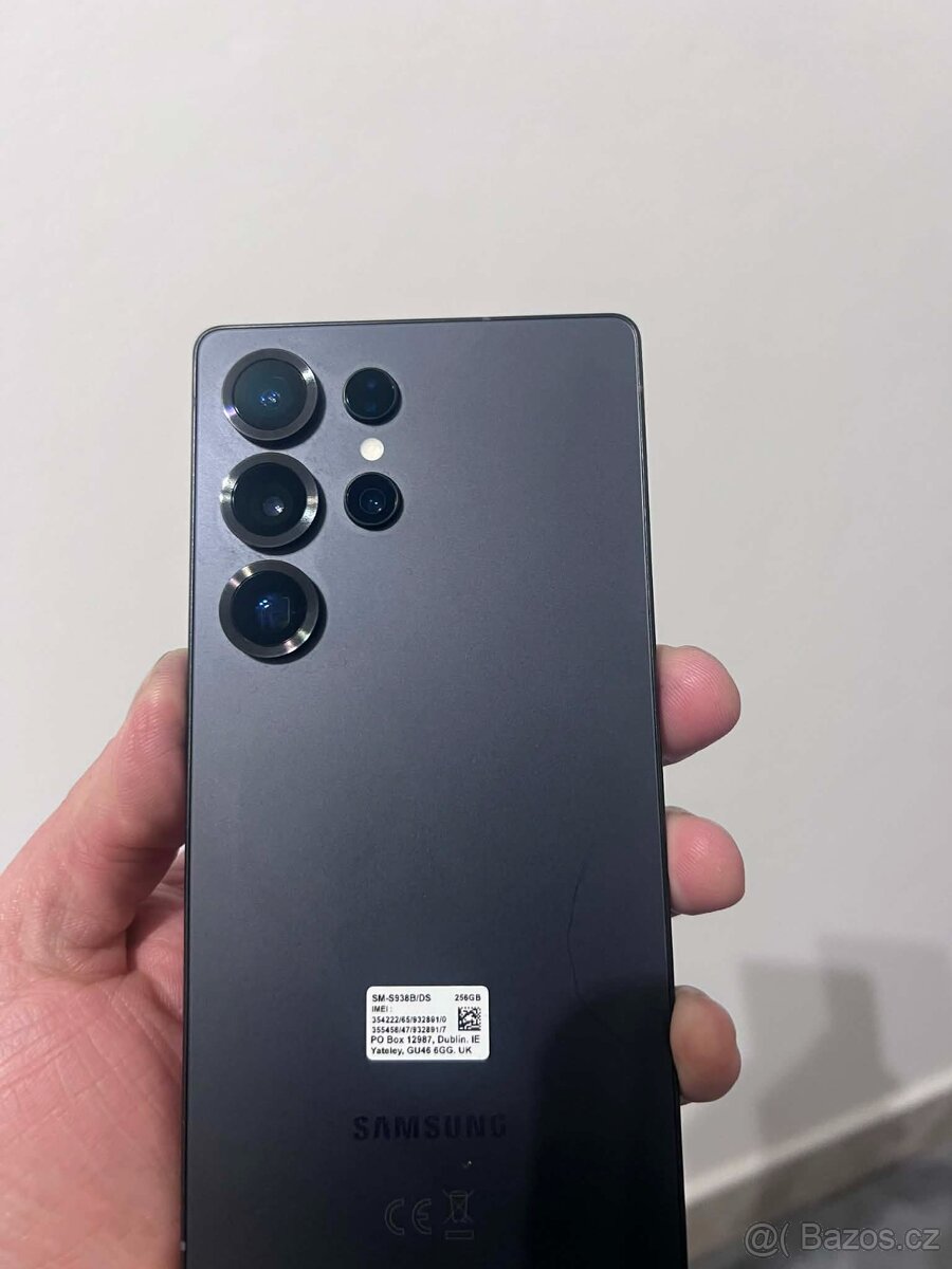 Mobilní telefon - 10