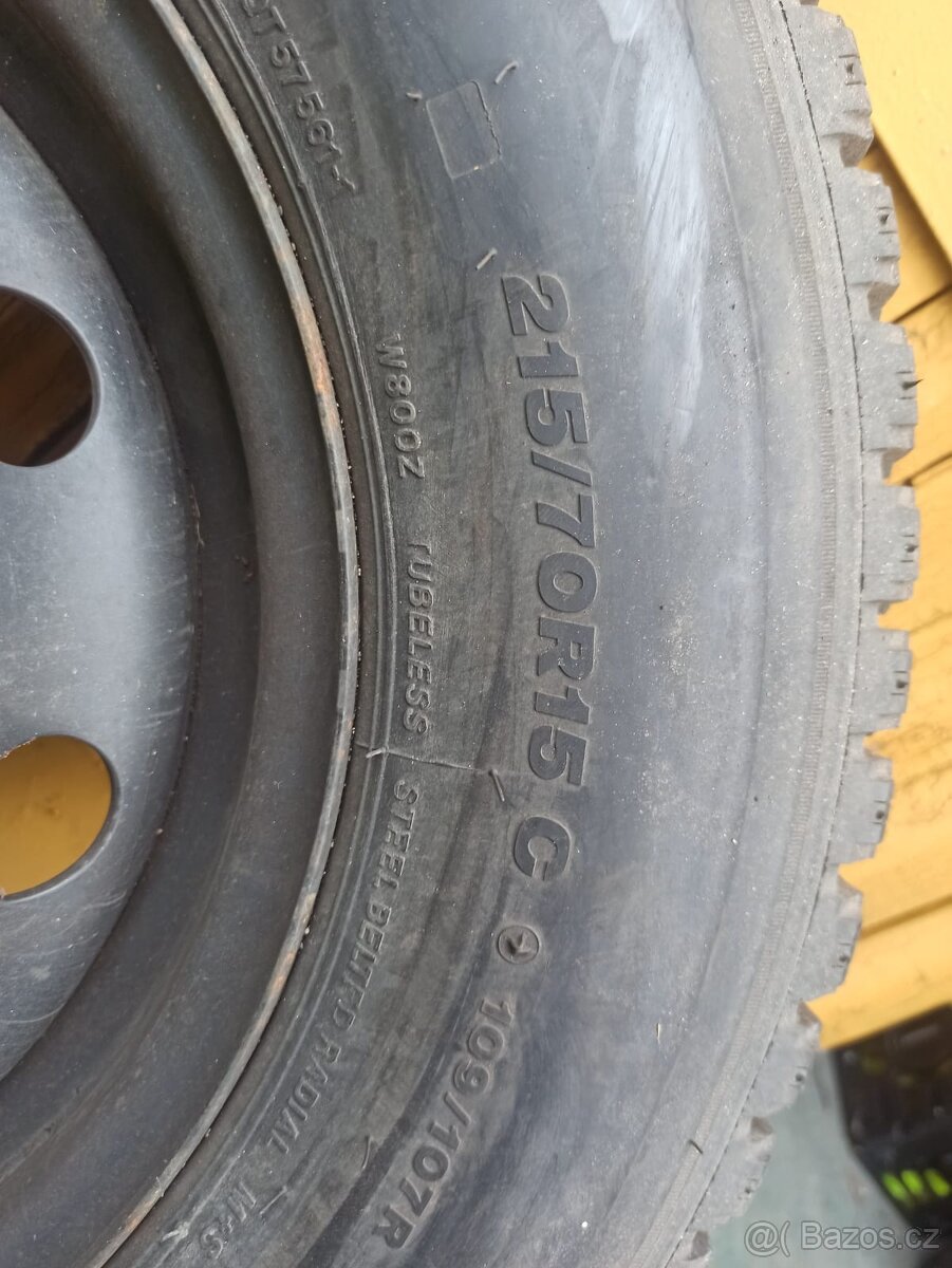Bridgestone 215/70 R15 C, zimní - 10
