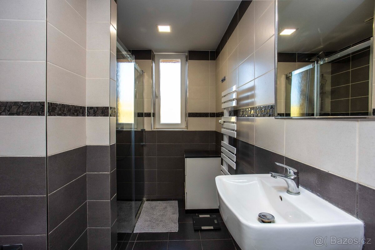 Prodej bytu 3+1 - 138 m² - Višňovka – Pardubice - 10