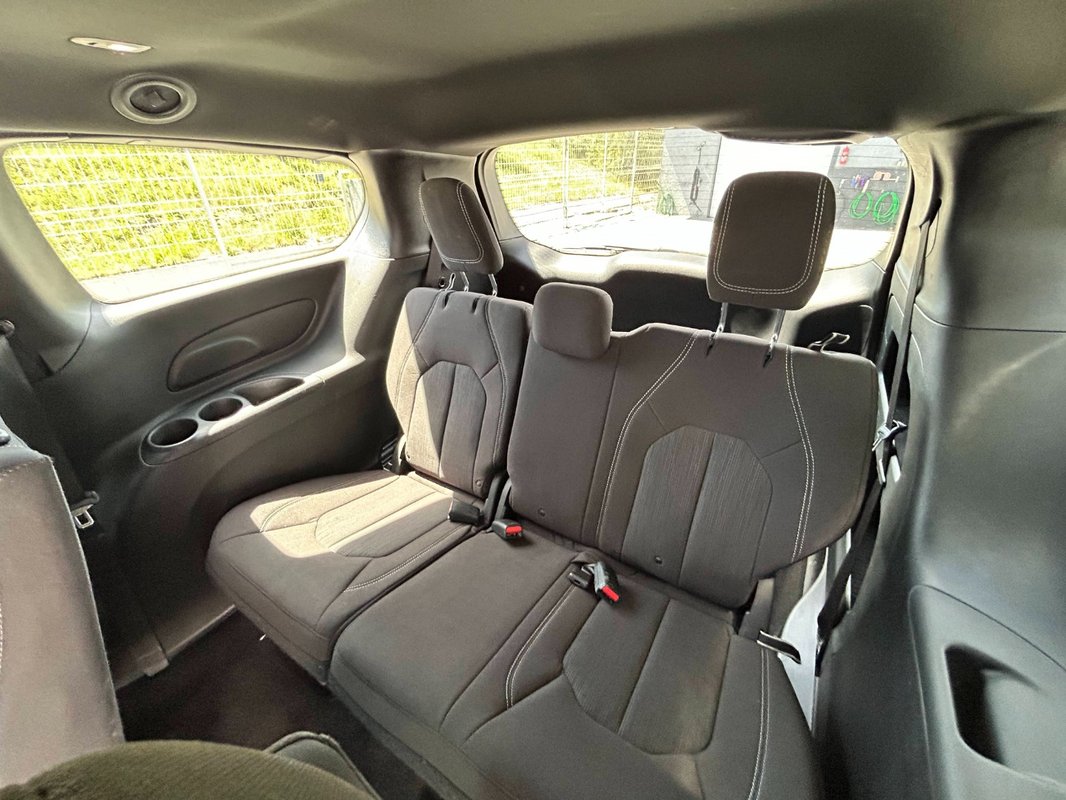 Chrysler Pacifica 3.6 - 2021 - 7 míst 221 kw - 10
