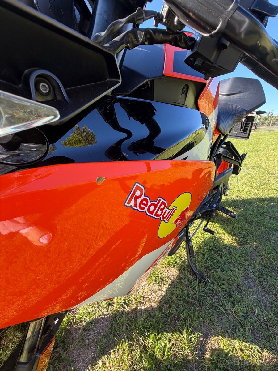 KTM RC 125 - 10