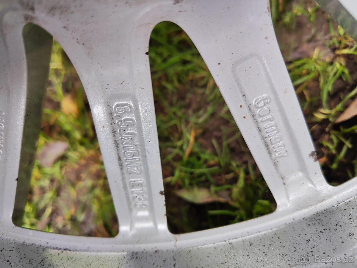 Zimní sada Mercedes třída C w205 Bridgestone 205/60/16 - 10