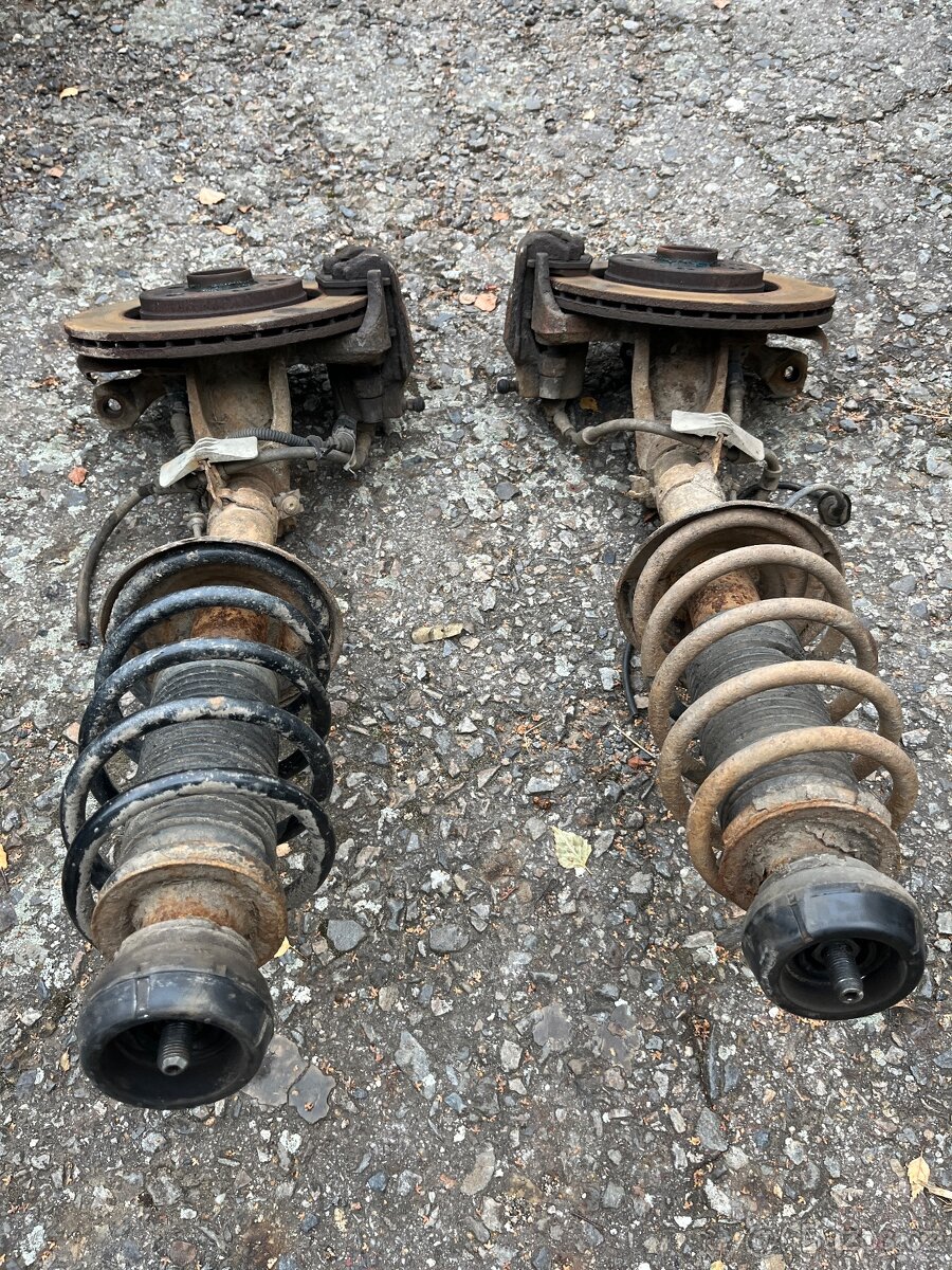 Tlumiče, těhlice, brzdy Octavia 4x4 - 10