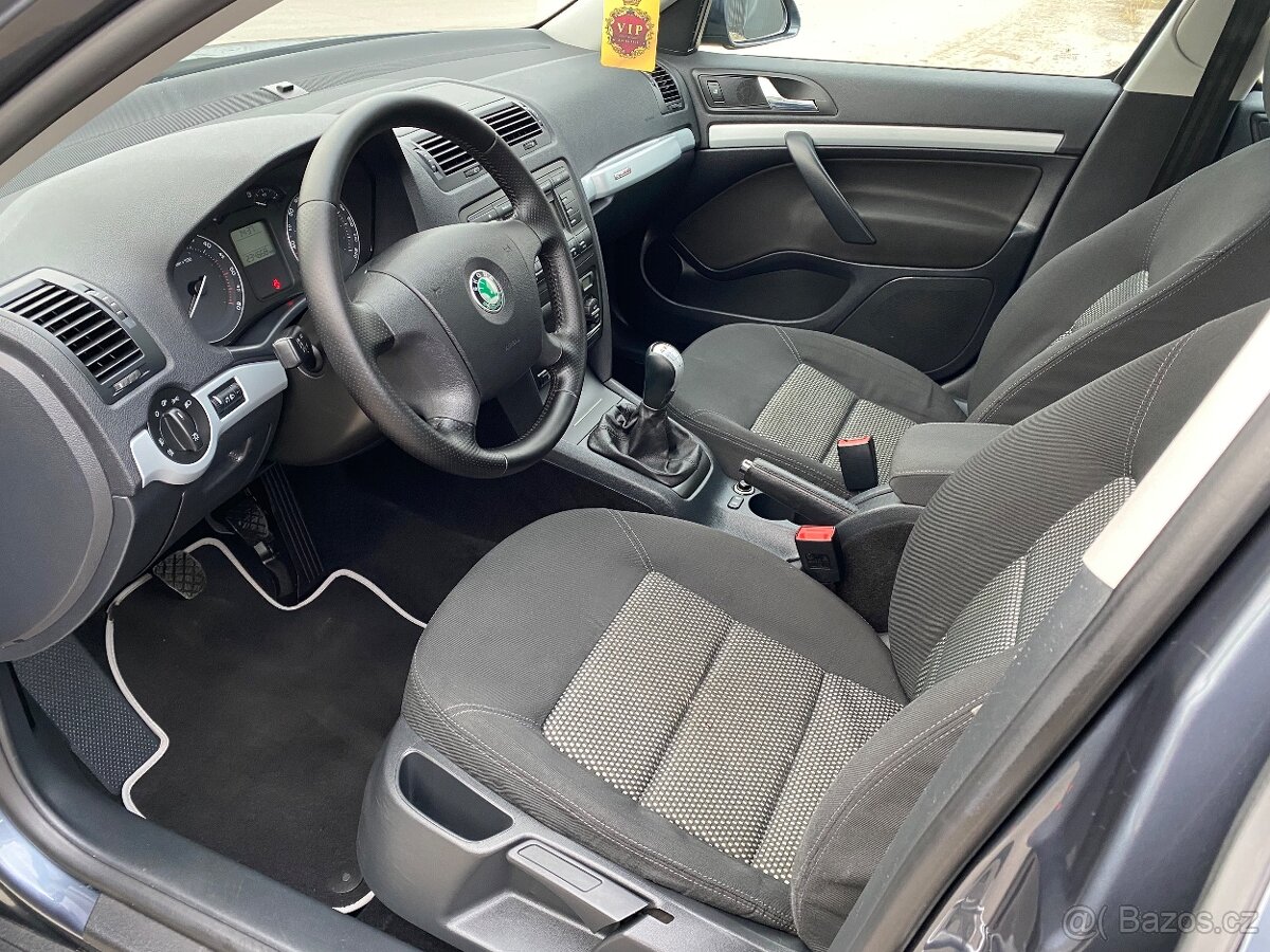 Škoda Octavia Combi 2.0 TDI 4x4 Scout - 10