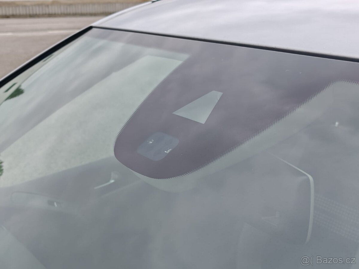 VW Tiguan 2.0 TDI LIFE Sky 2013 - 10