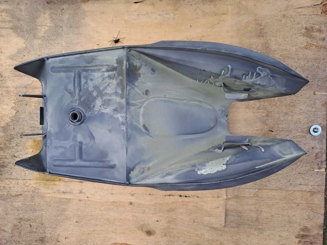 Jawa 350/623 633 Bizon nádrž - 10