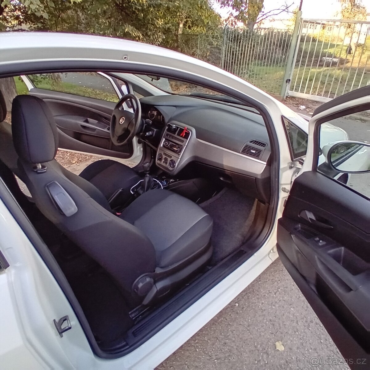 Fiat Punto Grande/Evo 2013 ČR LPG 1.2 51 kw 131 000 km - 10