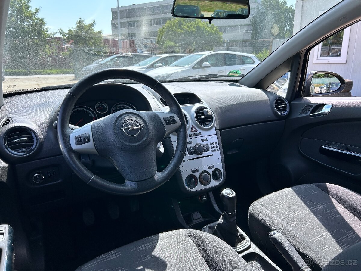 Opel Corsa D 1,2 16V, černá, 139.594 km - 10