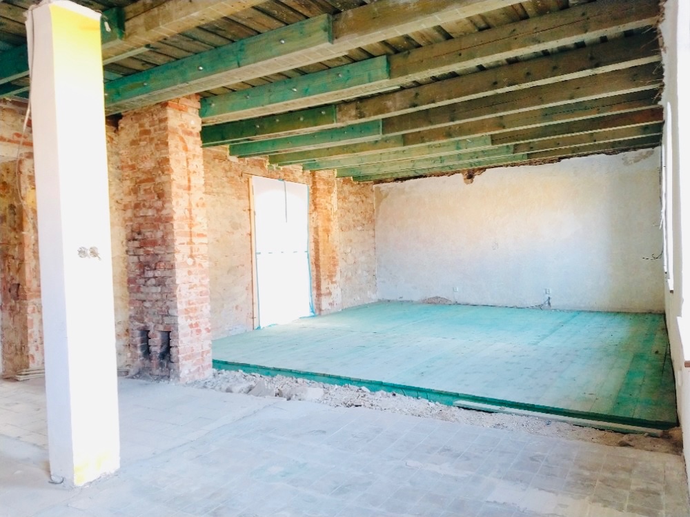 Dům 320m2, pozemek 950 m2 - 10