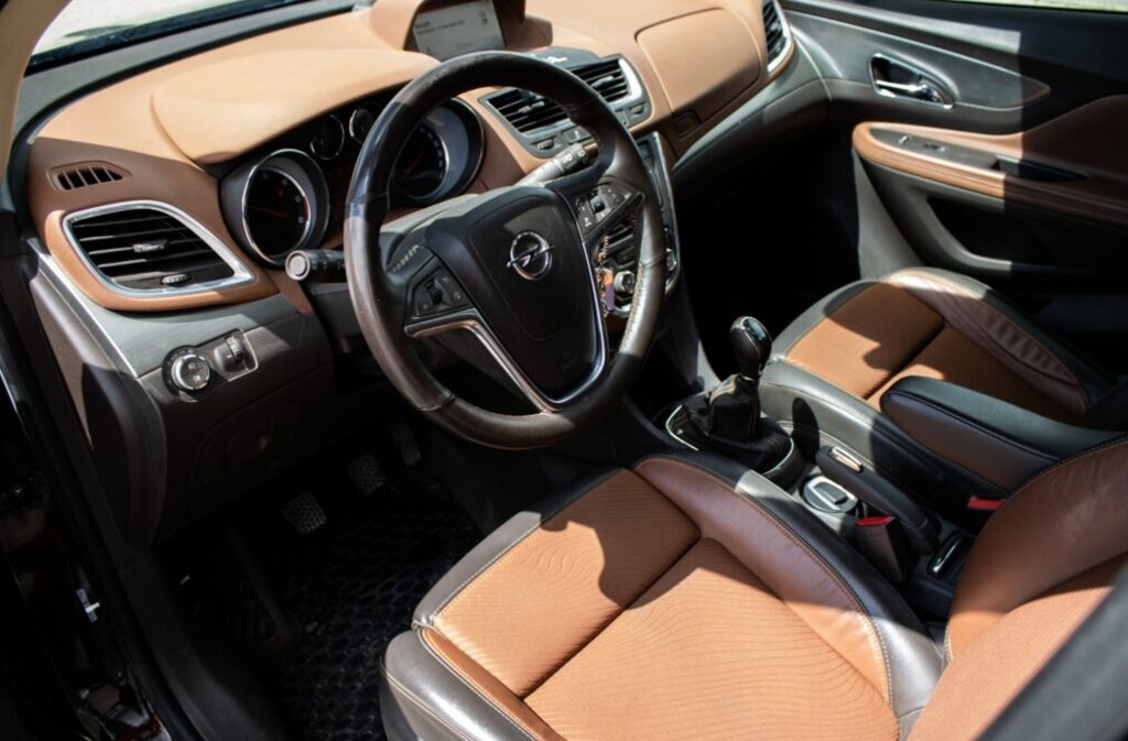 Opel Mokka 1.7 CDTI S/S 4x4 Enjoy 2014 - 10