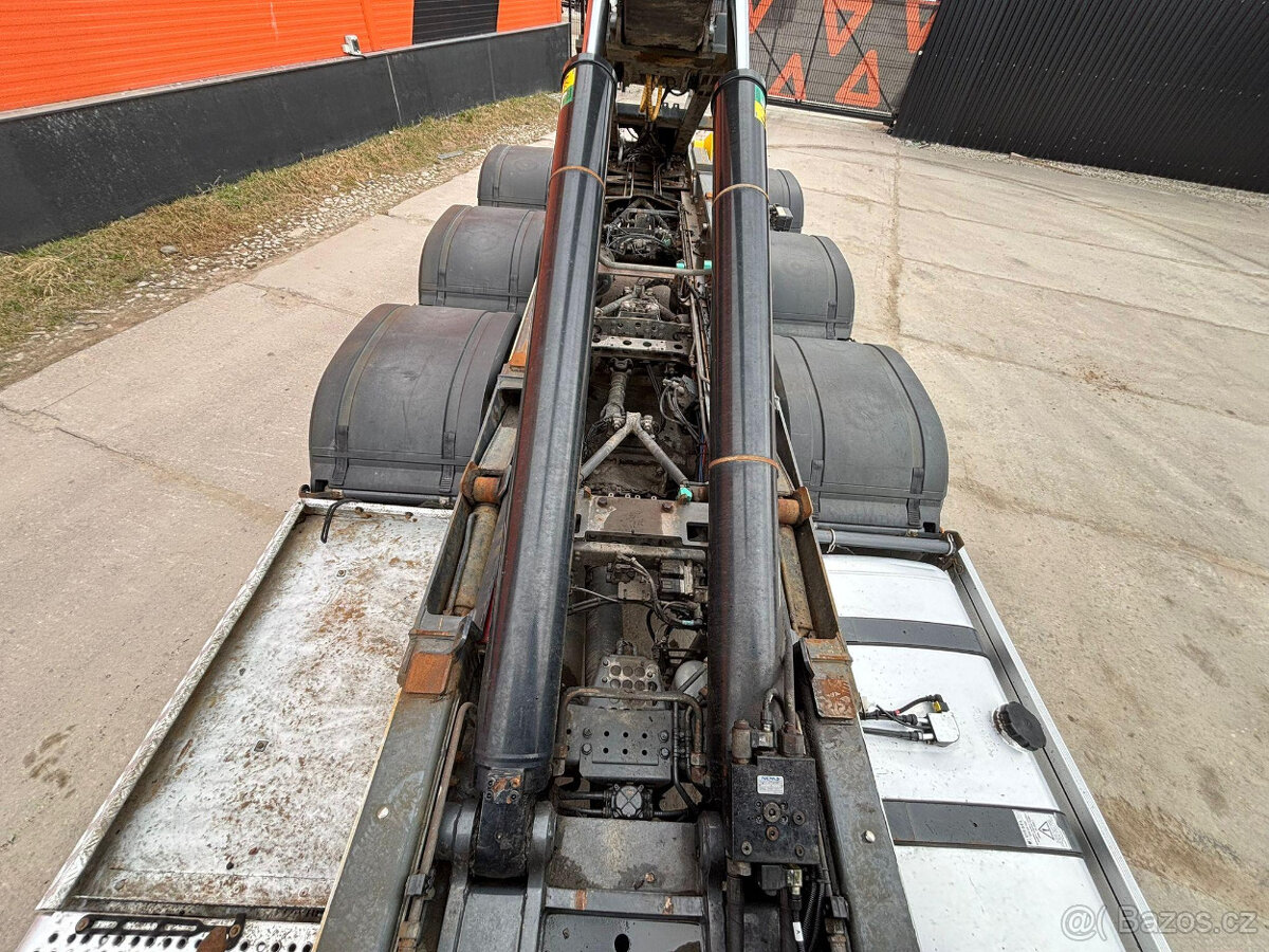 Mercedes arocs 3251 tridem abroll - 10