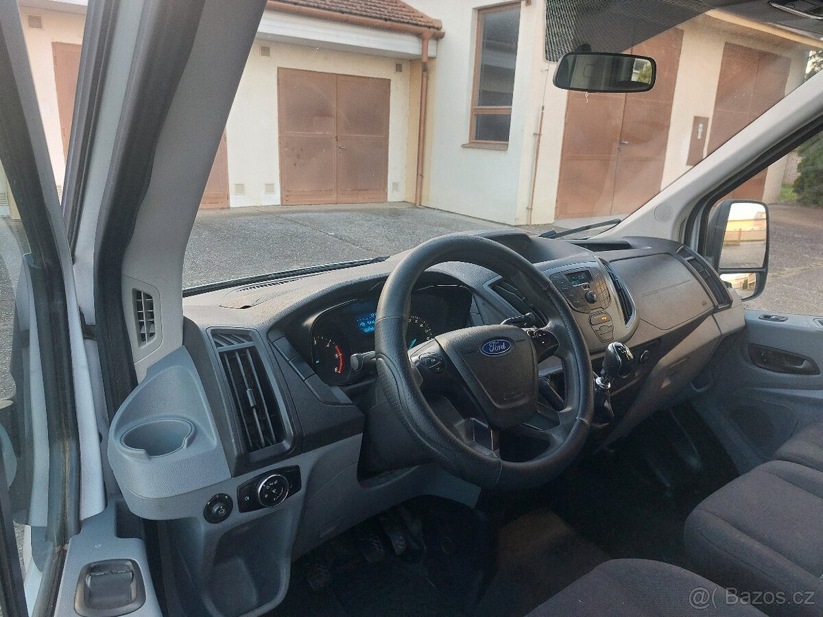 Ford Transit 2.2 TDCi 92kw VALNÍK PLACHTA 7míst - 10