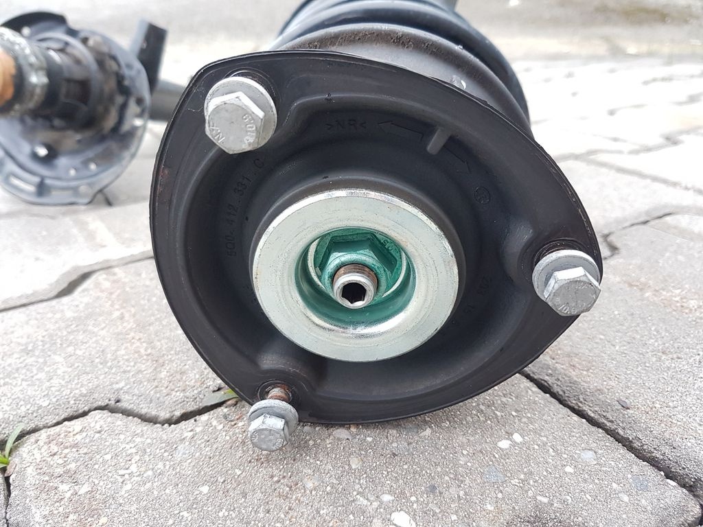 Přední tlumič, pružina Octavia III 5Q0413023GJ - 10