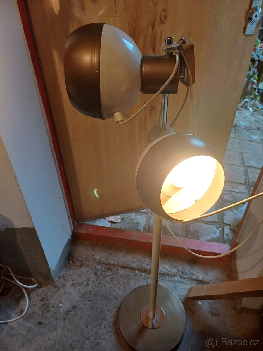 Retro lampa - 10