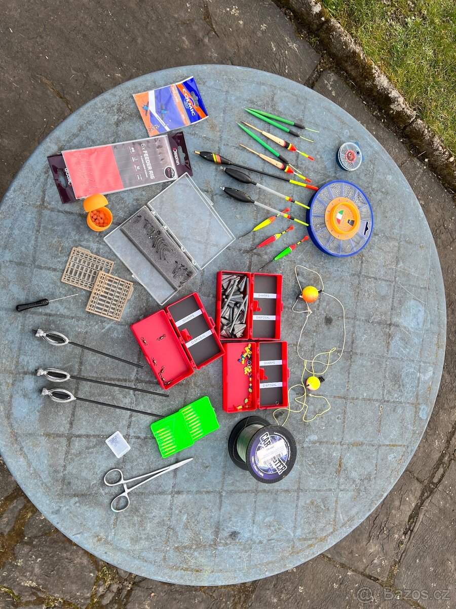 KOMPLETNÍ RYBÁŘSKÁ VÝBAVA - 10