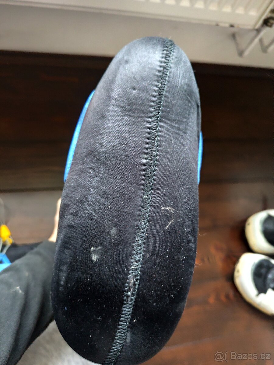 Snowboard Burton, vázání, obal a boty - 10