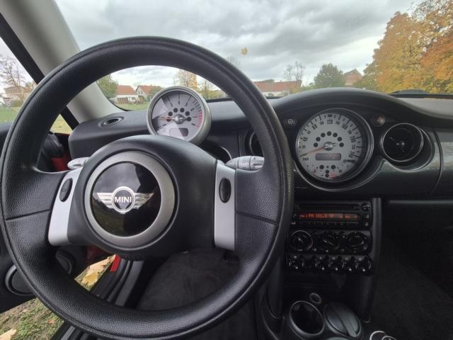 Prodám Mini One 1.6i 66kw R50 - KLIMATIZACE - 10