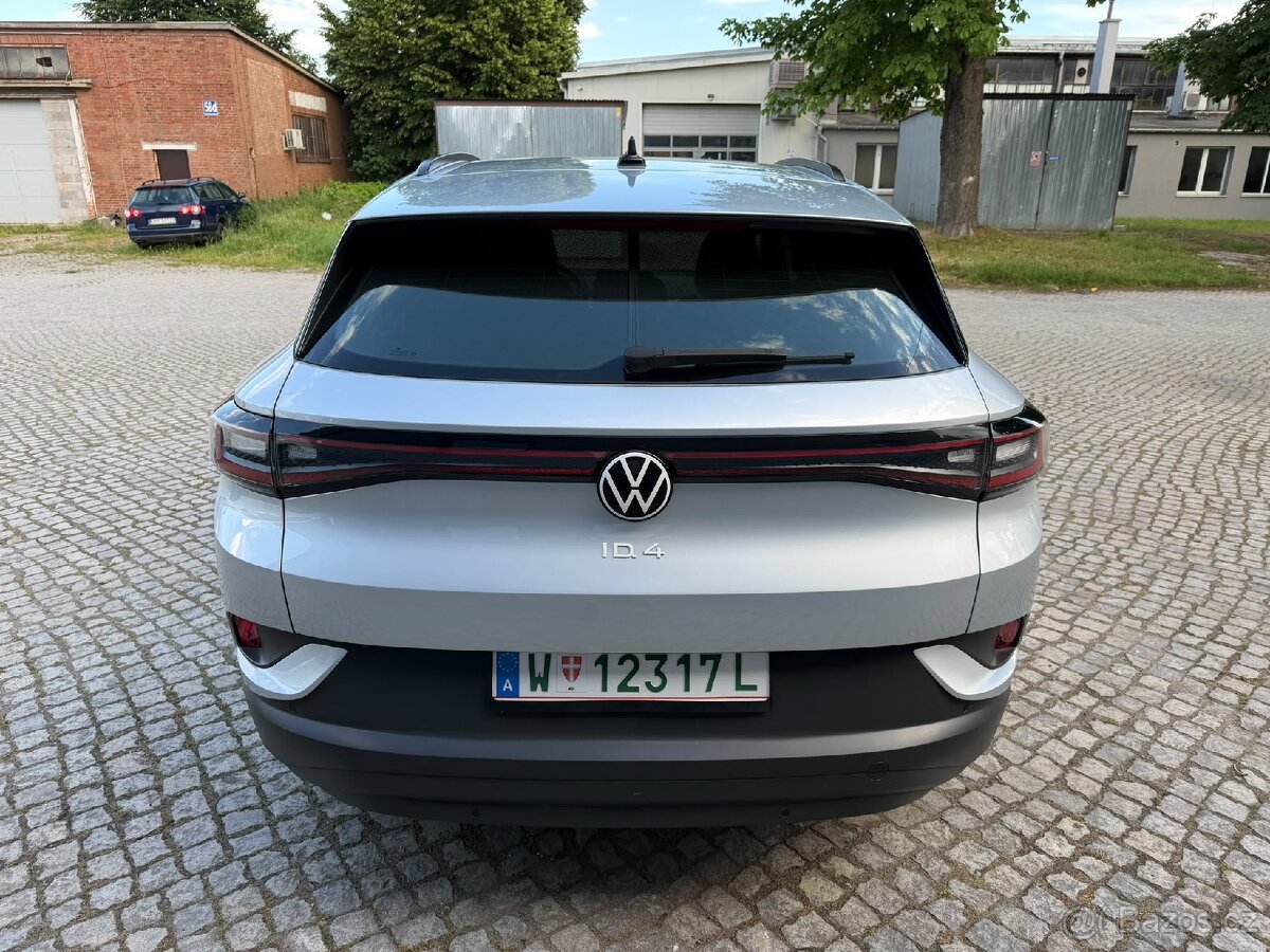 Volkswagen ID.4 PRO 150 KW
- 10