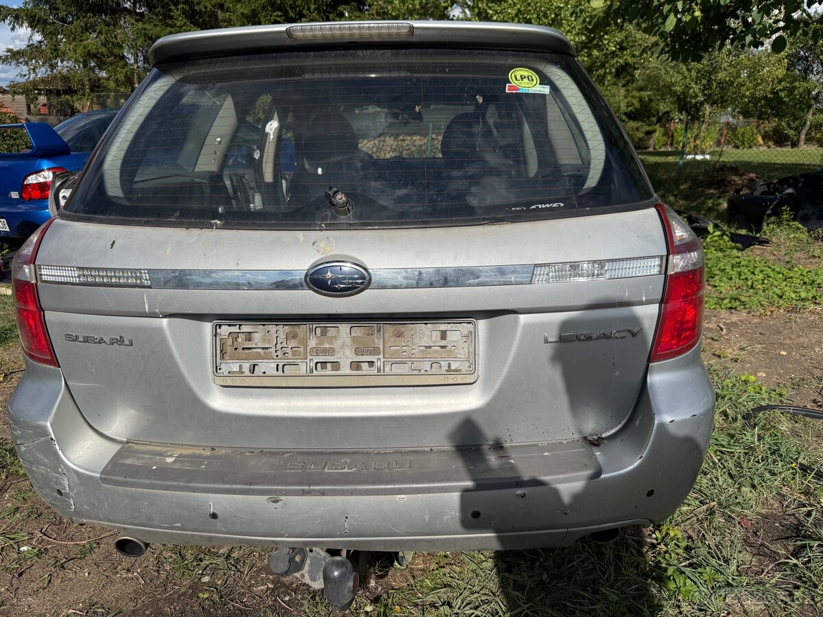 Subaru Legacy díly - 10