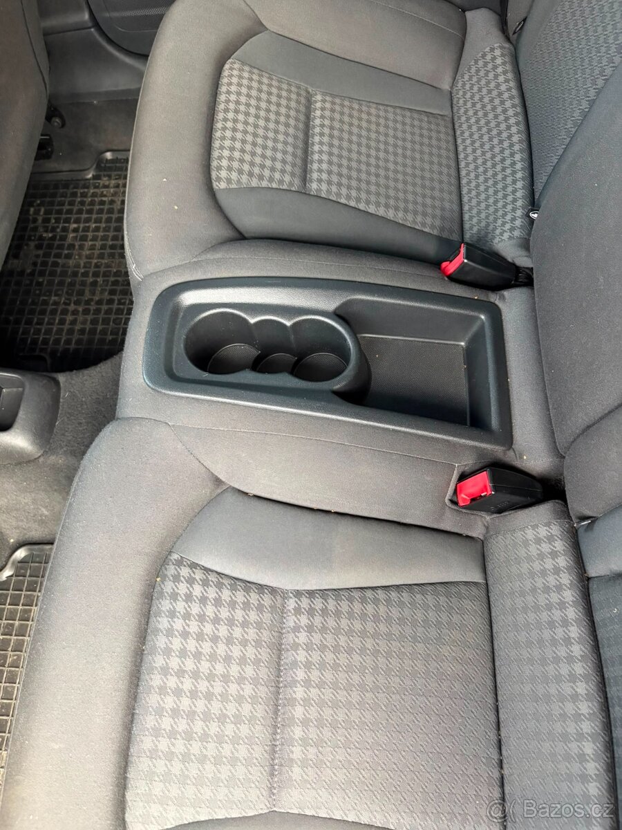 Audi A1 Sportback 1.4 TFSI S tronic (2012) - 10
