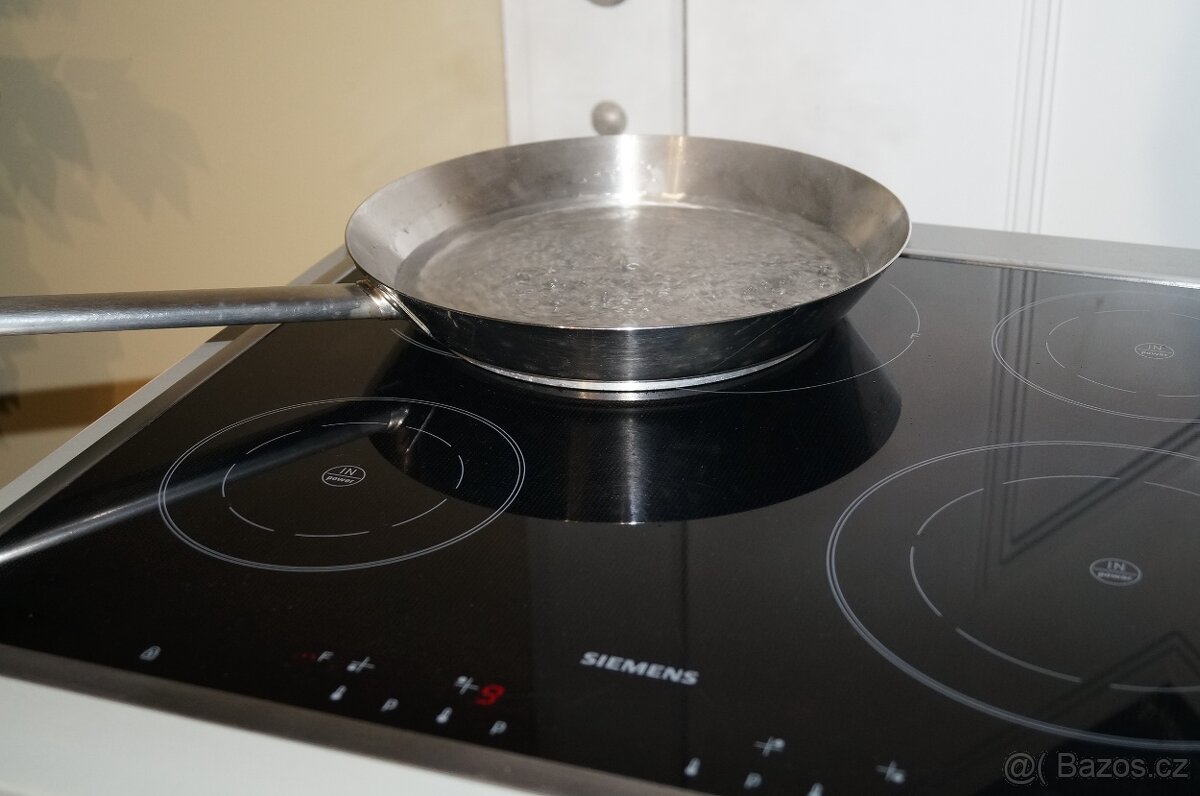 Siemens nerezový vestavný sporák HE33BD550, vyjížděcí dveře - 10