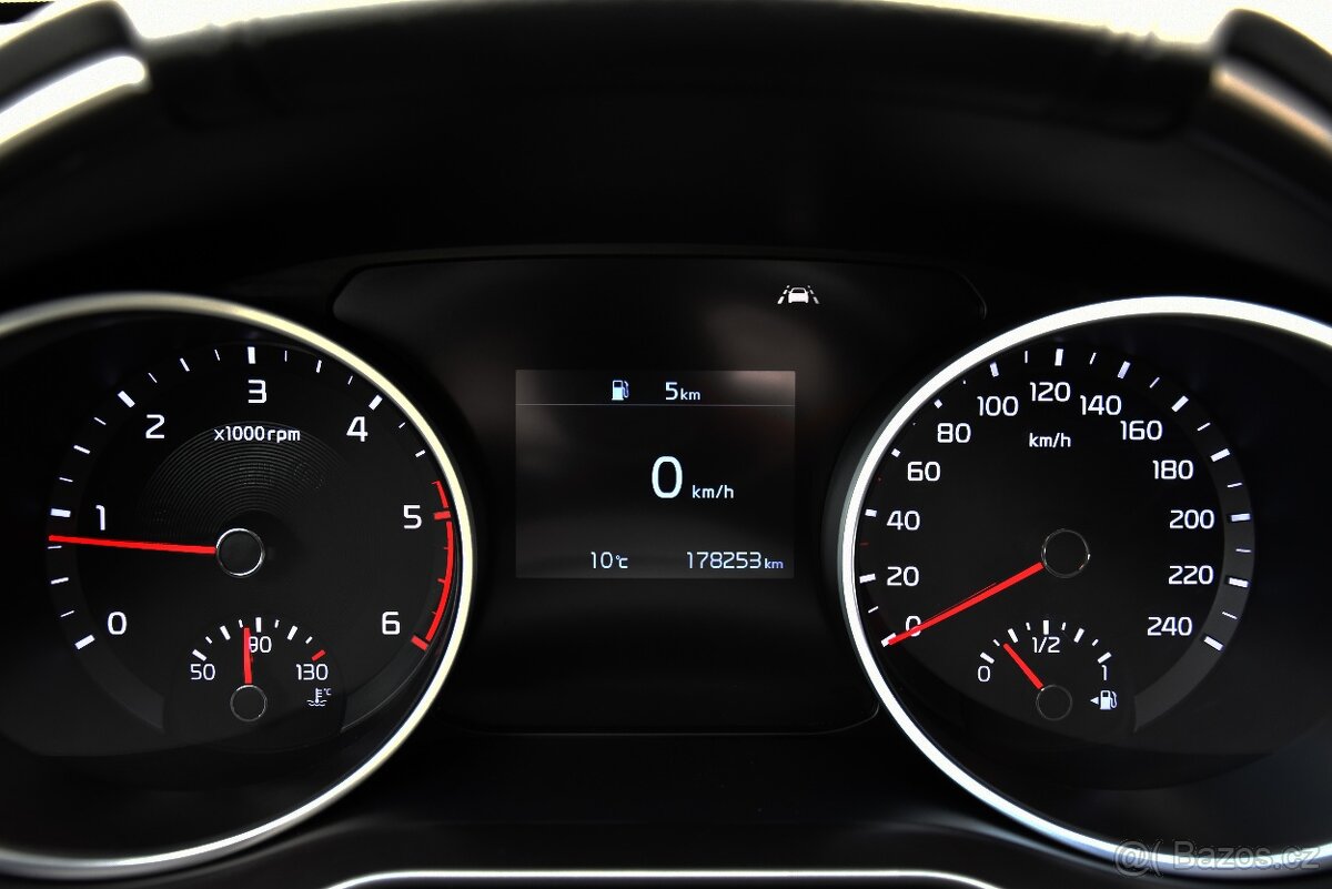 Kia Ceed kombi 1.6 CRDi 6st,TEMP,KLIMA,BT,ALU,ČR,DPH - 10