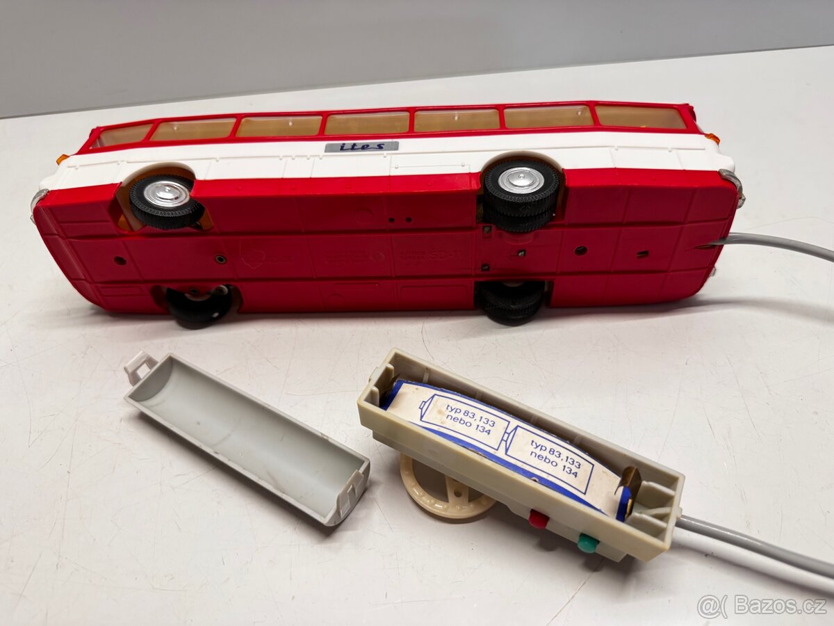 ITES- stará hračka na ovládání - AUTOBUS ŠD-11 - 10