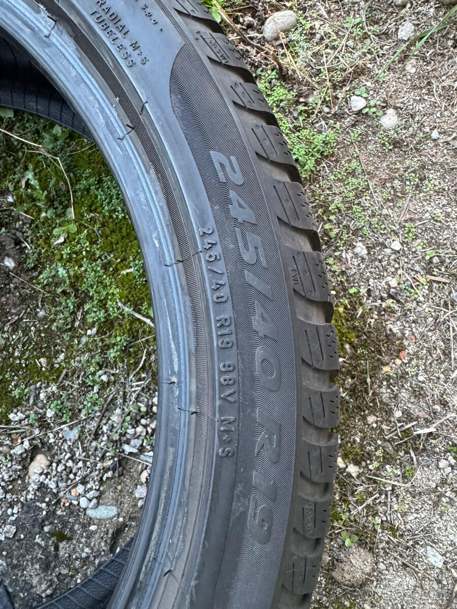 zimní pneu Pirelli sottozero 3 245/45/19 275/35/19 5,5-6mm - 10