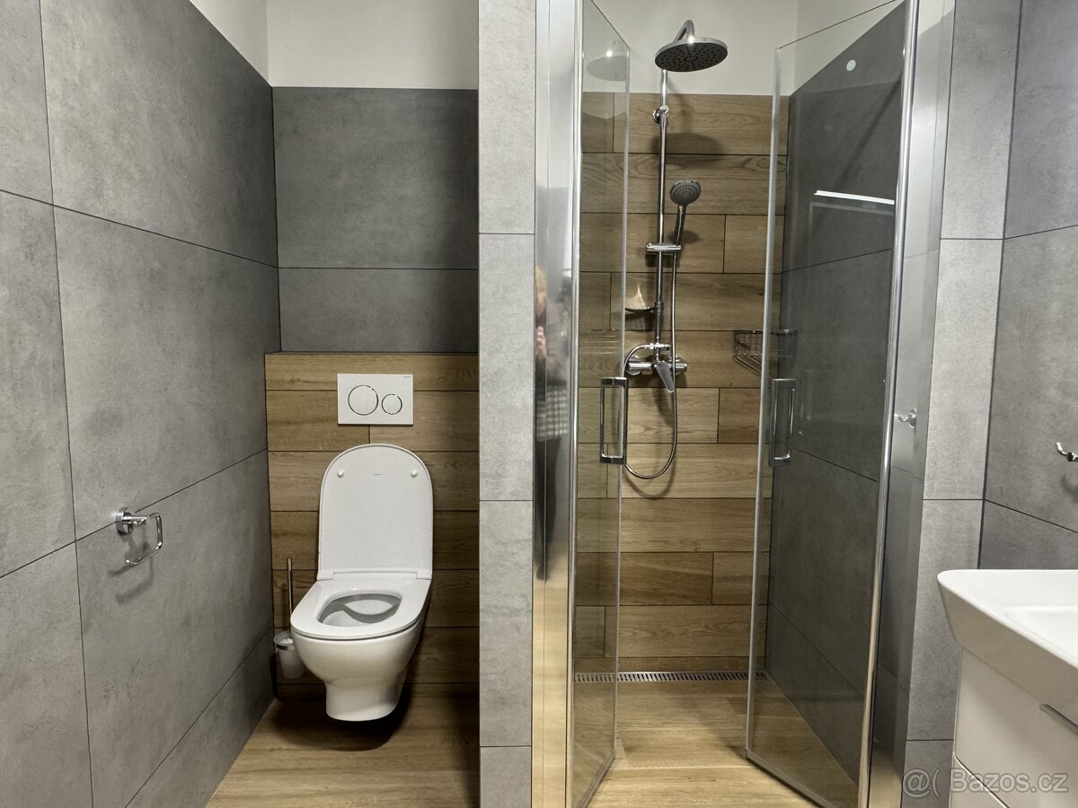 Pronájem útulného bytu 2+kk, 52 m² – Staré náměstí - 10