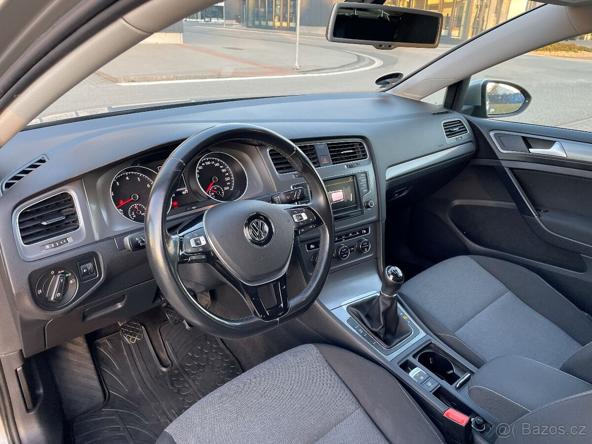 Volkswagen Golf 1.4 TSI 92 kw Benzin Hezký udržovaný - 10