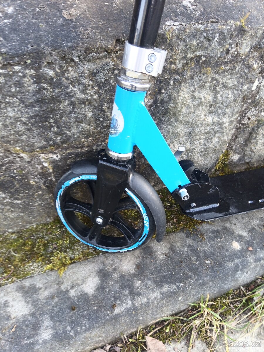 Dětská koloběžka - 10