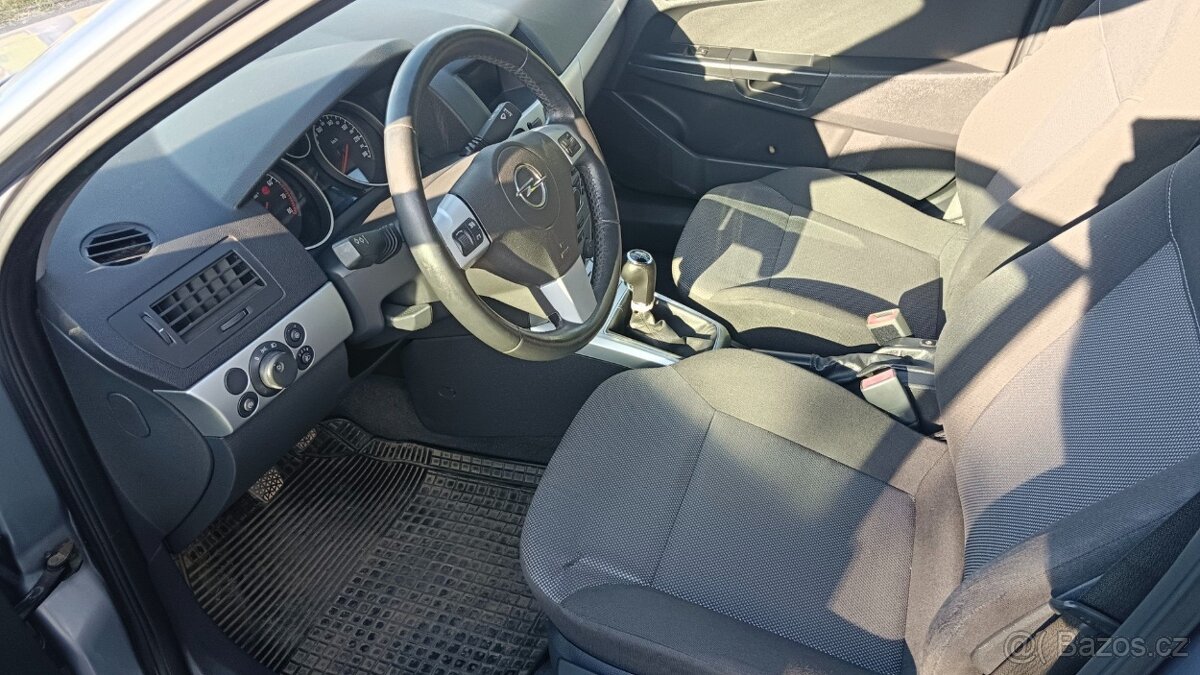 Opel Astra 1.4 66 Kw - 10