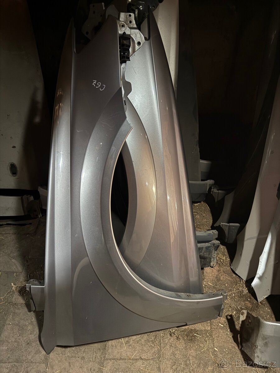 Subaru blatníky - 10