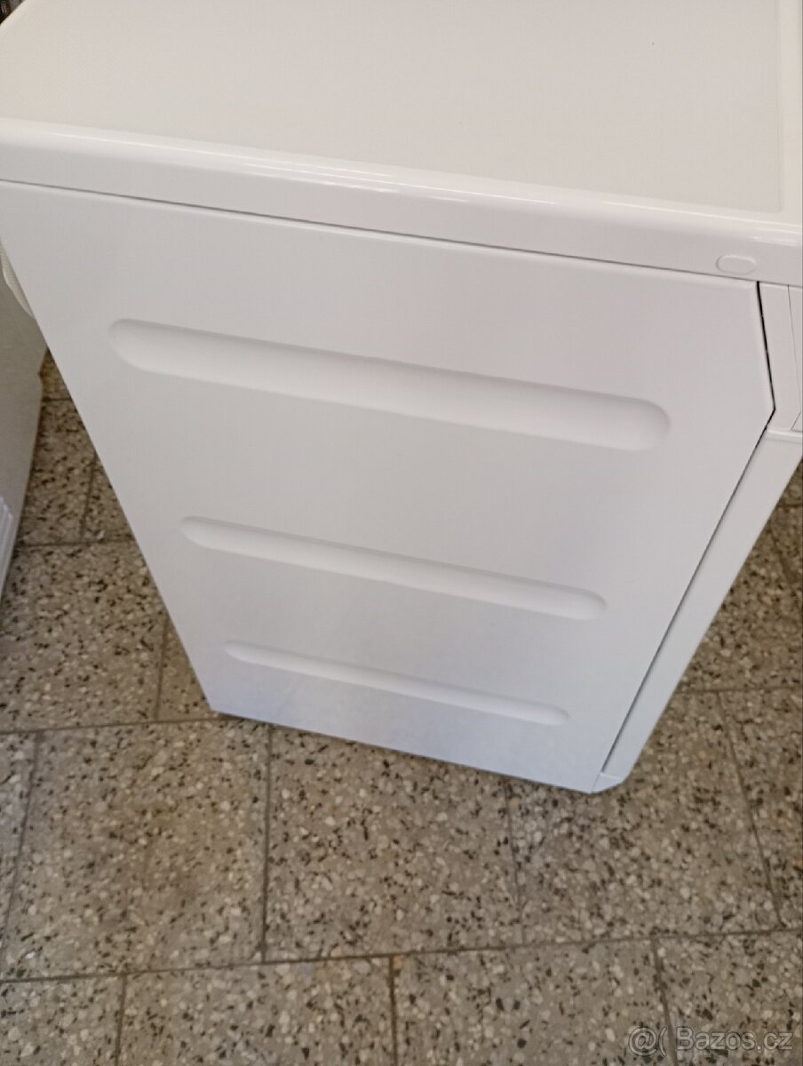 Sušička prádla Miele - 10